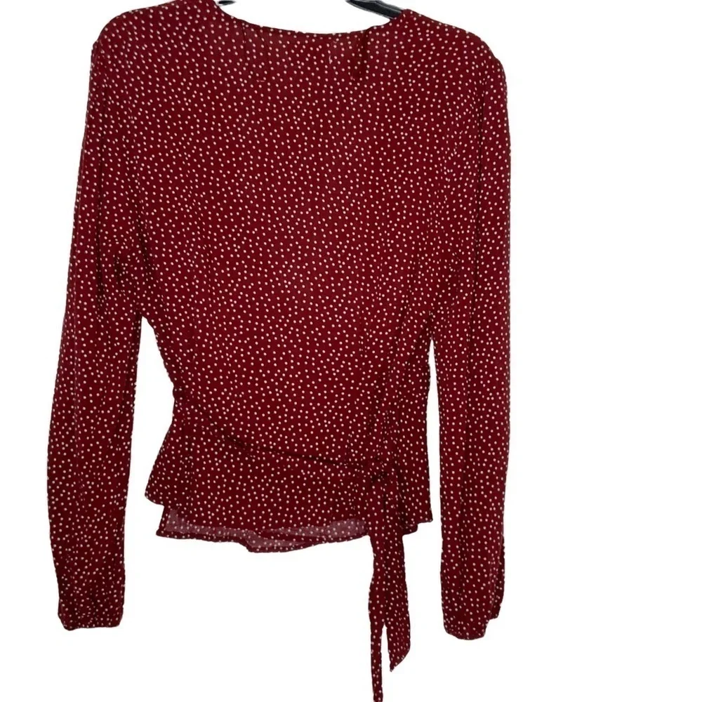 Vixbe polka dot wrapped blouse with deep V neckline. Long sleeves. Size S - Picture 6 of 8